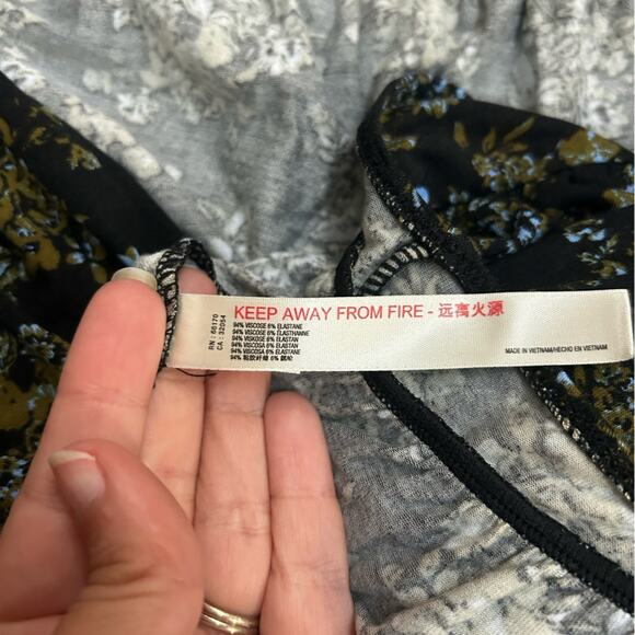 Free People Wrap Front Floral Long Sleeve Bodysuit NWT - Picture 6 of 7